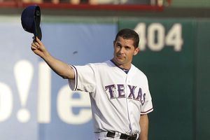 Young se despide de Rangers para ser un fili