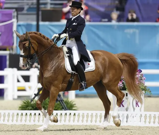 Hiroshi Hoketsu, el deportista el más veterano de los JO