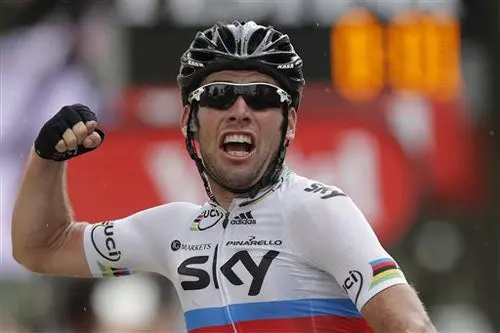 Cavendish se impone en la 18ª etapa del Tour