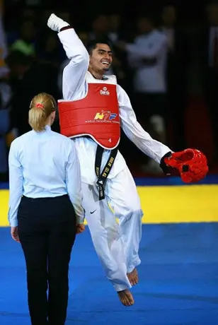 Idulio Islas consigue su boleto para Londres 2012