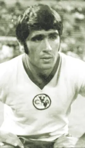 Carlos Reinoso es histórico del América, al cosechar títulos como jugador y como técnico. FOTO: ARCHIVO RÉCORD