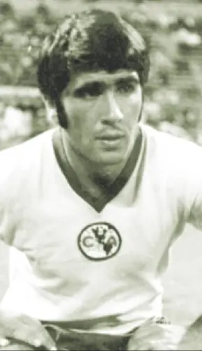 Carlos Reinoso es histórico del América, al cosechar títulos como jugador y como técnico. FOTO: ARCHIVO RÉCORD