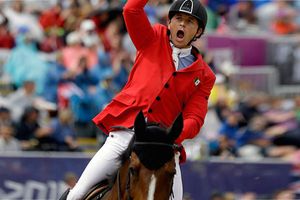 Alberto Michán, a la final de salto ecuestre