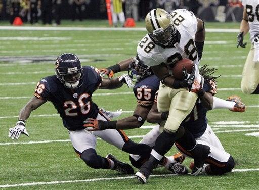 El quarterback de Nueva Orleáns lanzó tres pases de anotación en la victoria de su equipo sobre los Osos. FOTO: AP
