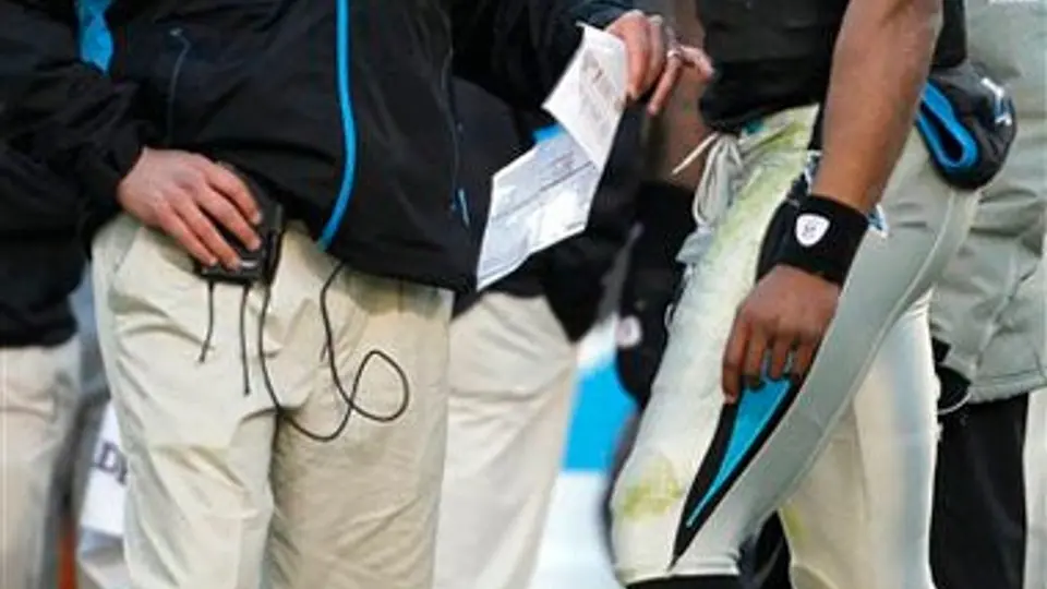 Newton impone récord de yardas por aire para un novato