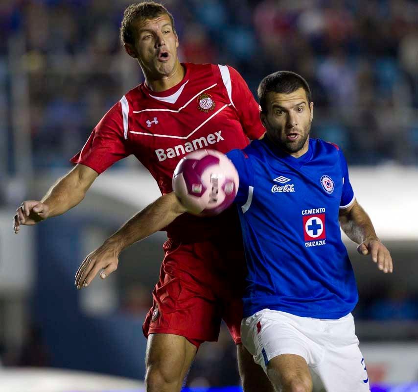 Cruz Azul se olvidó del buen futbol y dividió puntos. FOTO: CÉSAR VICUÑA