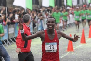 Africanos dominan la Maratón de la Ciudad de México