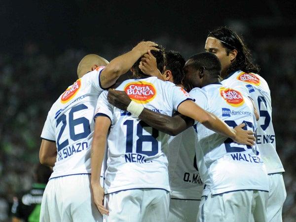 Monterrey rompe la maldición de 7 años ante Santos