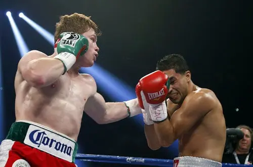 Canelo asegura victoria en rating