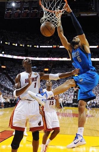 Tyson Chandler encesta. FOTO: AP