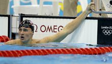 Lochte admite que orinó en la piscina de competencia