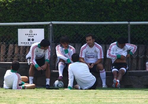El Tri se entrena al lado de Joaquin Beltrán (FOTO: ESTEBAN LÓPEZ)