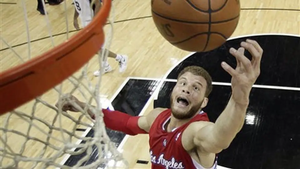 Griffin es baja; Davis entra en su lugar