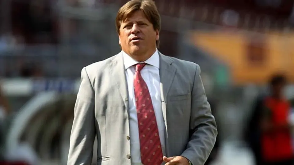 'El Azteca no se llena porque está muy grande': Miguel Herrera