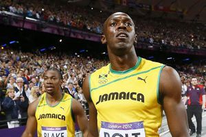 Bolt 'se rinde' ante el Himno de Estados Unidos