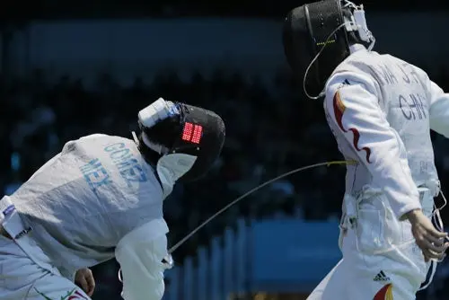 Daniel Gómez se queda en los 32avos de final en esgrima
