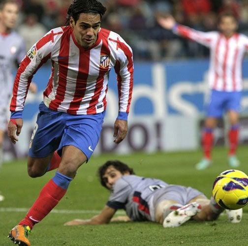 Falcao sigue mojando y ahora lo hizo ante Osasuna. | EFE