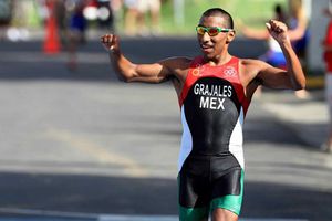Crisanto Grajales finaliza el triatlón en el lugar 28