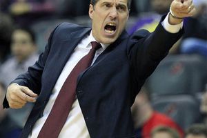 Wittman permanece con Wizards pese a mala temporada