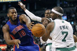 Celtics debutan en casa venciendo 96-85 a Pistons