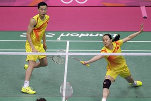 China, Oro y plata de bádminton mixto