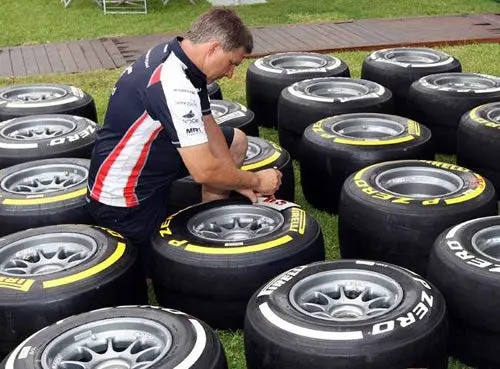Las nuevas Pirelli rodarán en Silverstone | AP
