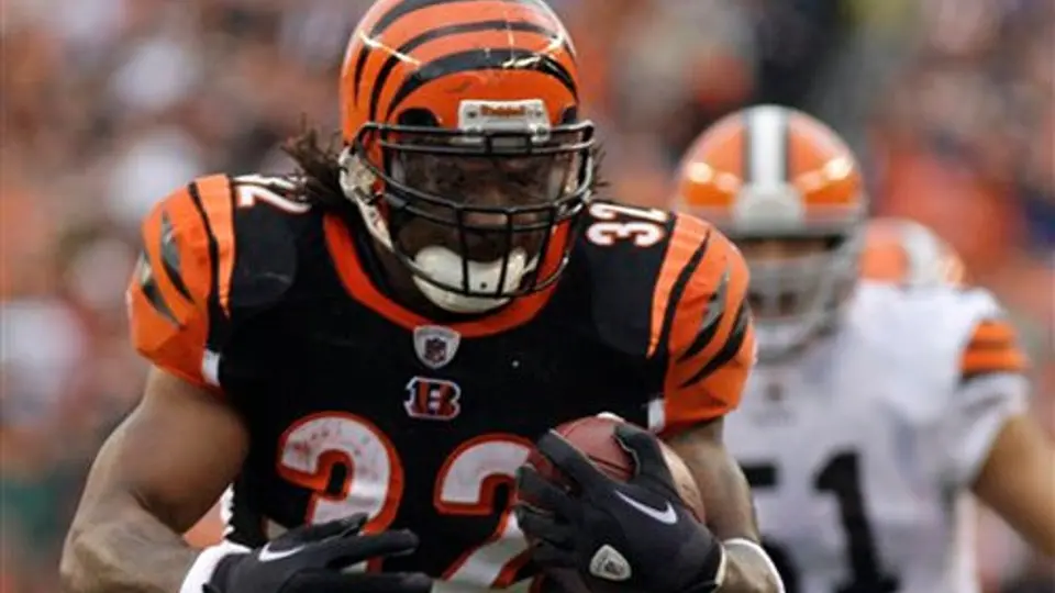 Cincinnati vence 23-20 a los Cafés con un gol de campo