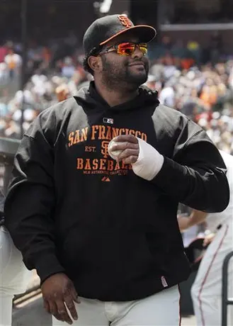 Investigan a jugador de San Francisco por agresión sexual