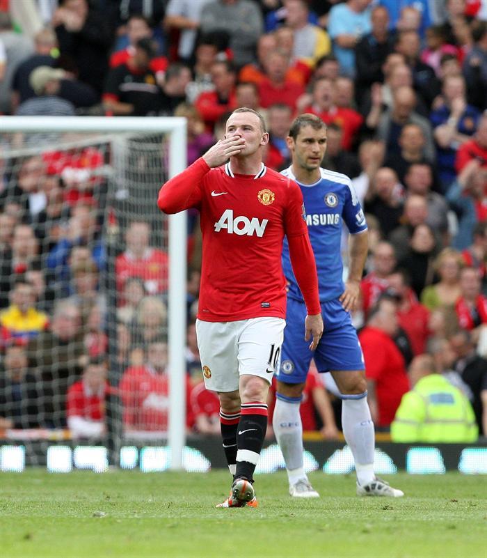 Wayne Rooney anotó un gol poco antes del descanso. FOTO: EFE