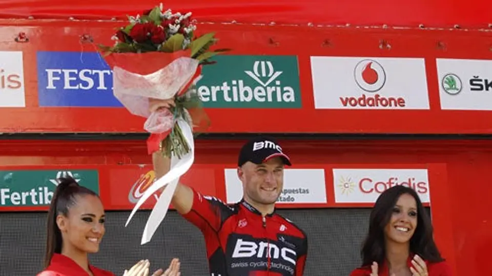 Cummings gana etapa 13 de la Vuelta