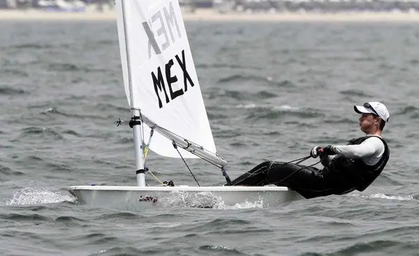Elías décima y Montemayor 41 en el inicio de la regata