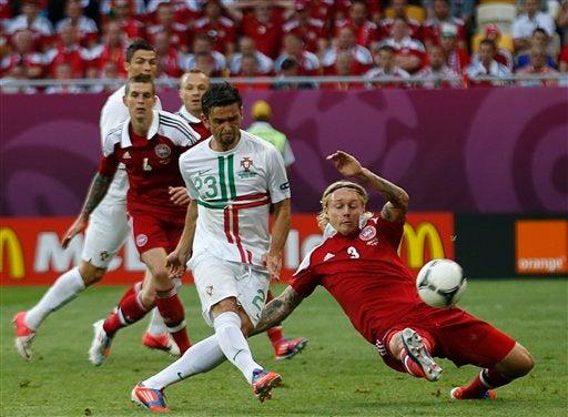 Postiga puso el 2-0 a favor de Portugal