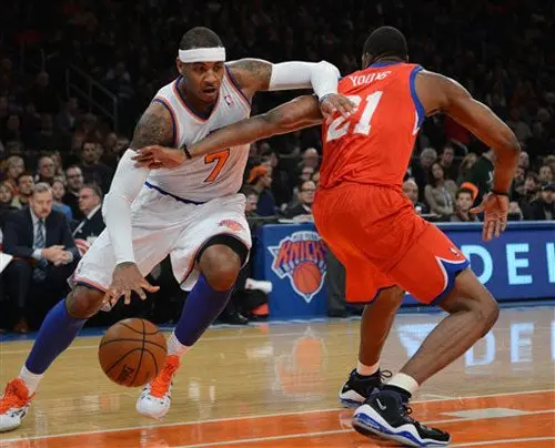 Anthony brilla en la victoria de Knicks
