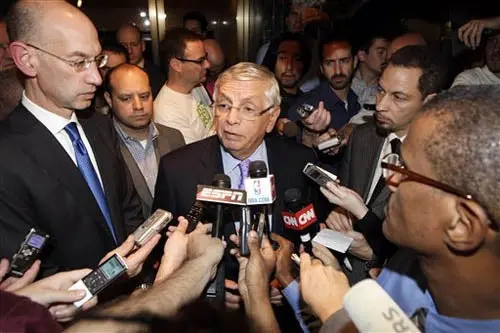 Nueva reunión entre jugadores y dueños de la NBA
