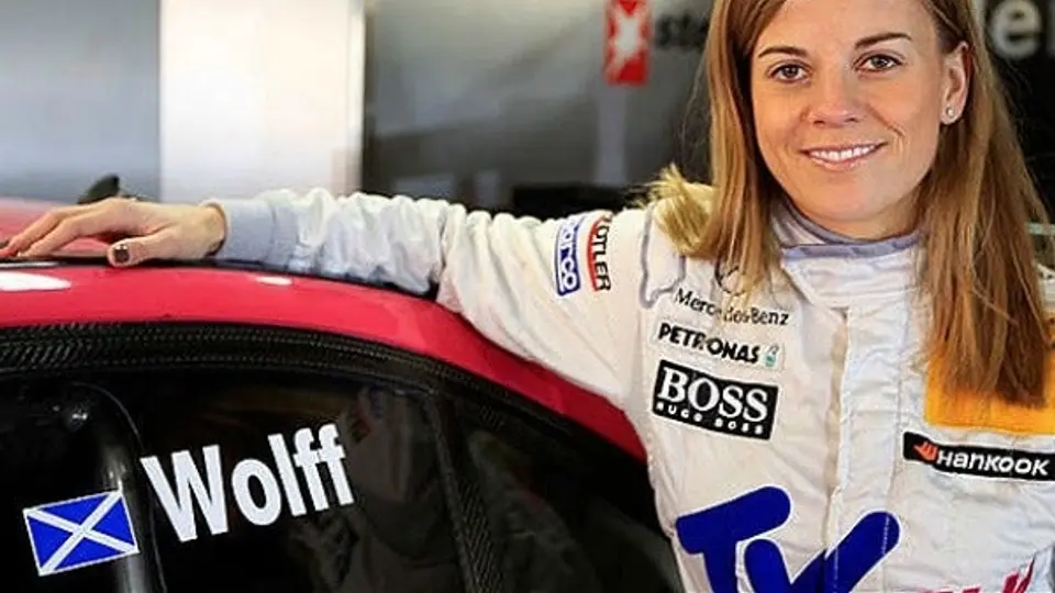 Susie Wolff, cuarta mujer en probar un auto de F1 ?