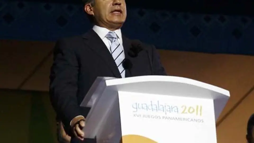 Felipe Calderón apoya idea de pedir Juegos Olímpicos