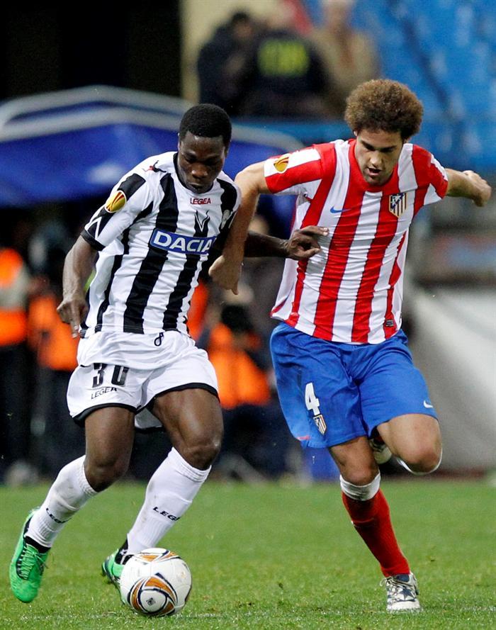 Con doblete de Adrián López, los Colchoneros retomaron la cima del Grupo I en la Europa League. FOTO: EFE
