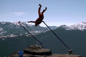 Sobrevive a caída de mil metros