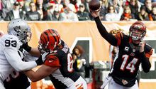 Cincinnati derrota fácilmente a Raiders