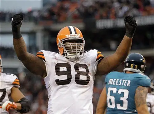 Jacksonville cae 14-10 ante Cleveland