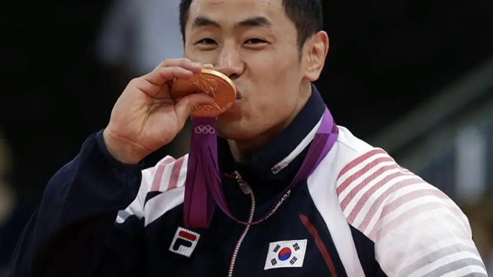 Oro para Corea y Francia en judo