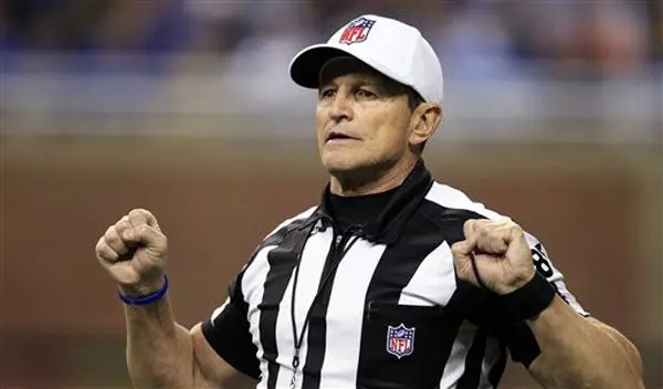 NFL y árbitros aprueban acuerdo por ocho años