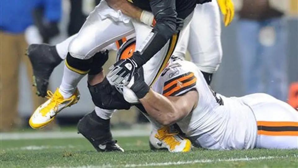 Roethlisberger, en duda para el juego ante 49ers