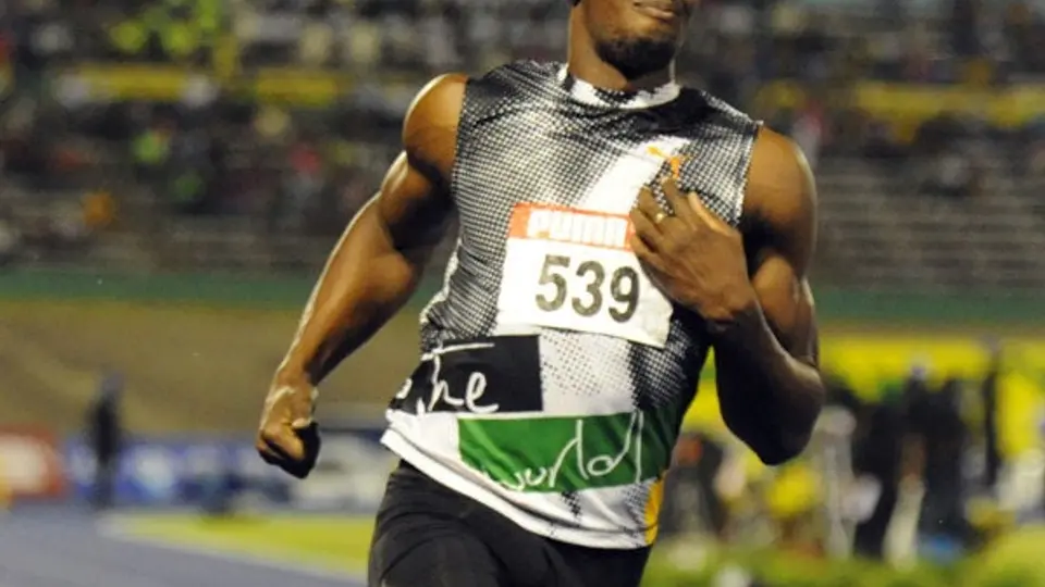 Bolt se impone en los 100 metros en Ostrava