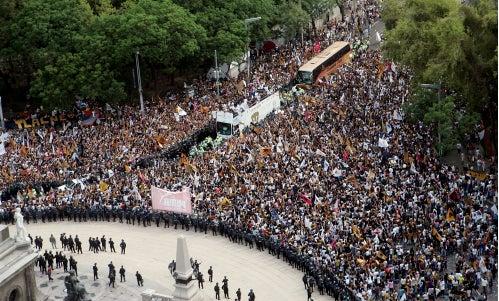 Los seguidores de Pumas en plena comunión con su equipo. FOTO: THALIA ESPARZA