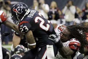 Houston liga su sexto triunfo seguido al vencer 17-10 a Atlanta