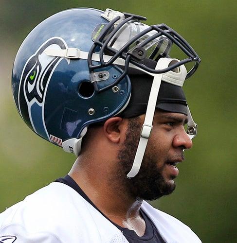 Leroy Hill, muralla defensiva de Seattle | AP