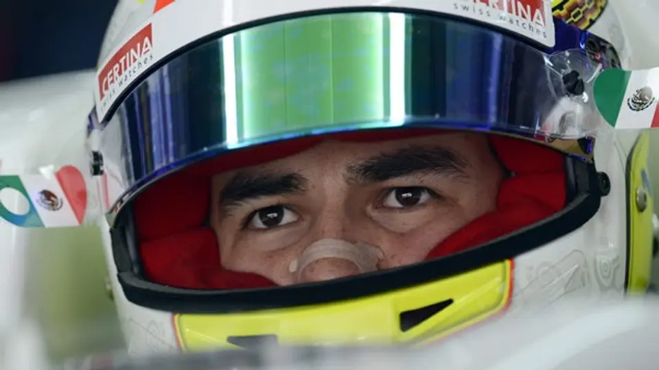Checo lamenta críticas sobre su rendimiento tras fichar con McLaren