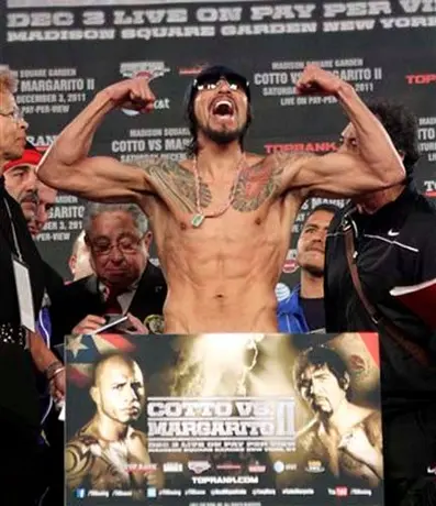 Margarito y Cotto superan la prueba del pesaje