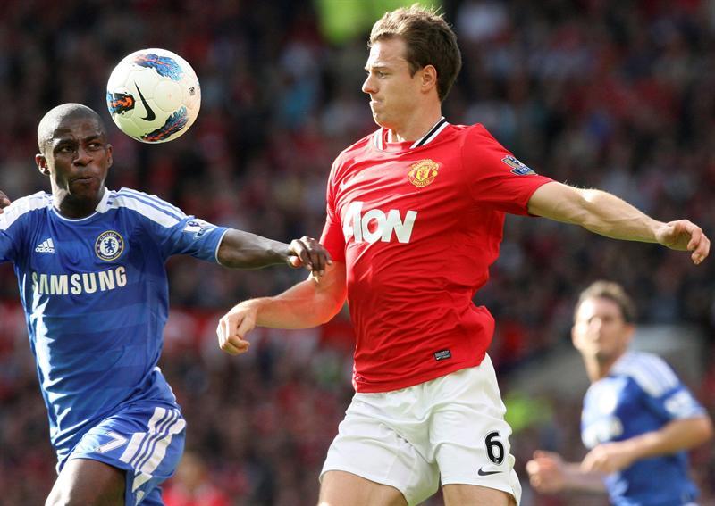 Manchester United quedó como único líder de la Premier League inglesa. FOTO: EFE
